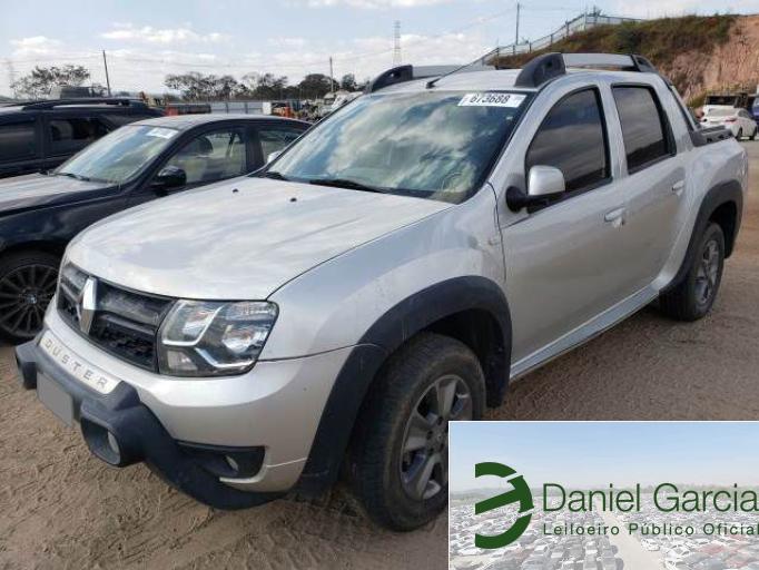 RENAULT DUSTER OROCH 16/16