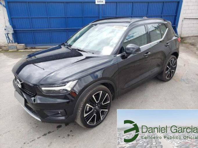 VOLVO XC40 19/20